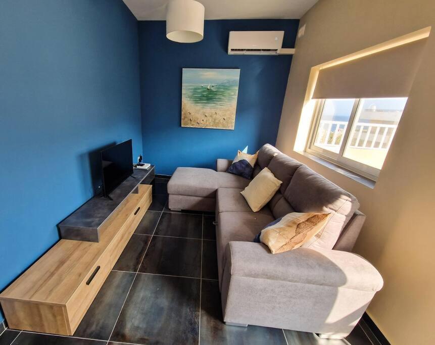 Comfy And Cosy. Apartment St. Paul's Bay Exterior photo